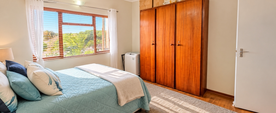6 Bedroom Property for Sale in Franskraal Western Cape